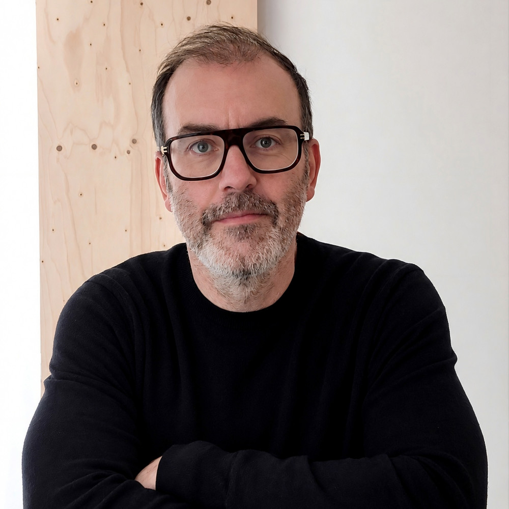 Alejandro Valdés Designer