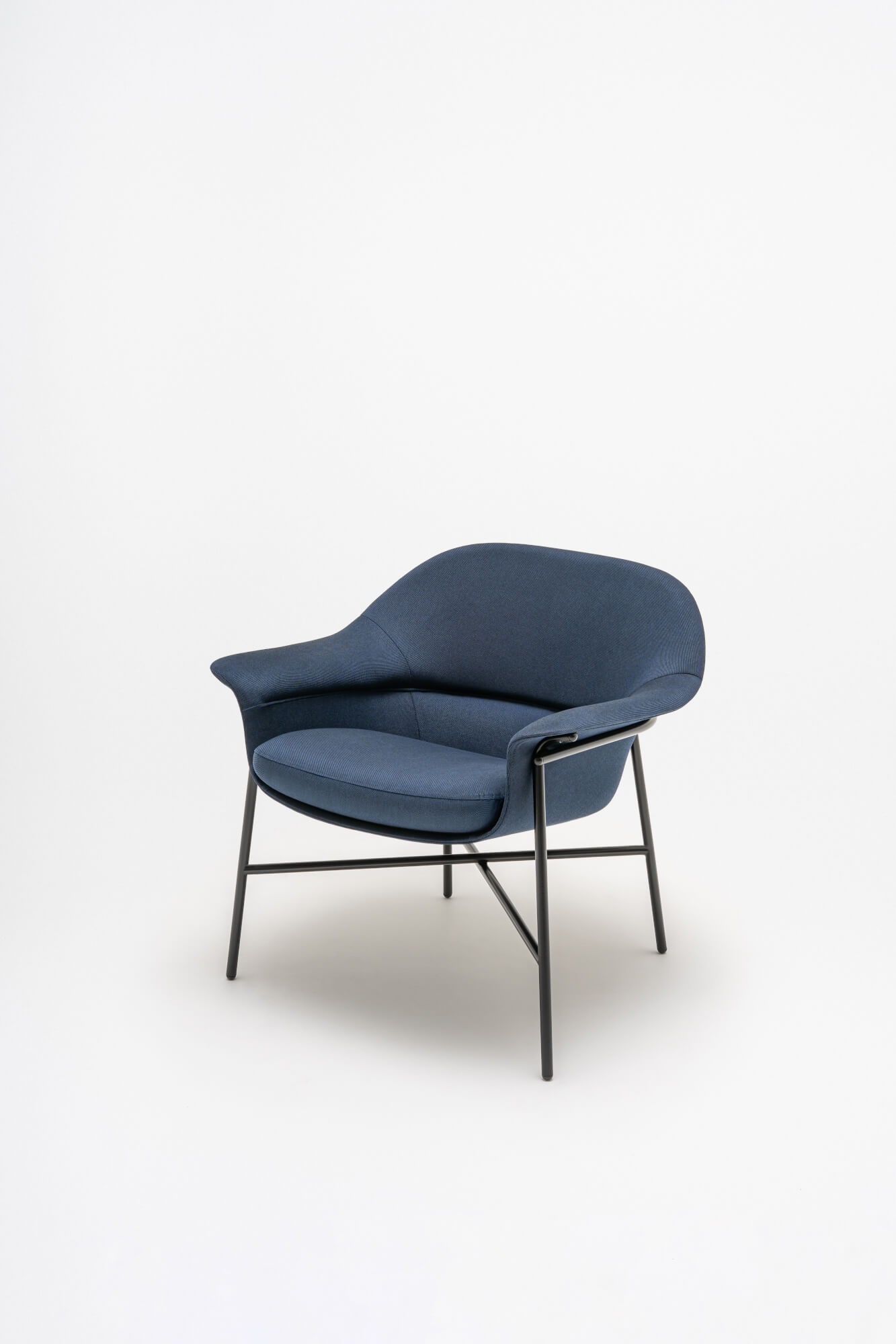 Ismo armchair