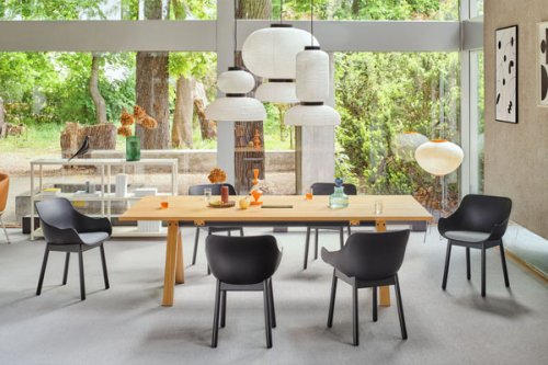 Baltic Remix - chair with wooden base