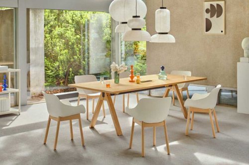 Baltic Basic - chair with wooden base