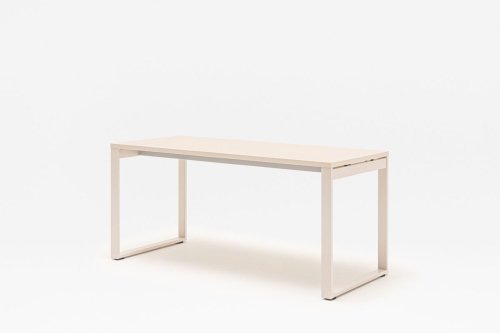 Ogi Q - desk