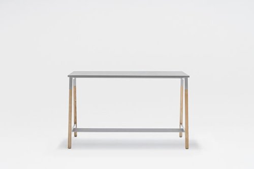 Ogi W high table