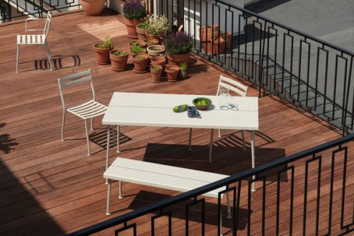Flaner - table