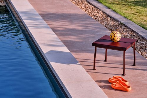 Flaner - coffee table