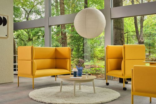 Stilt - sofa high backed