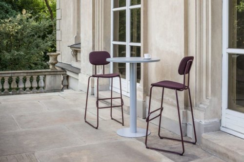 Tack - high table