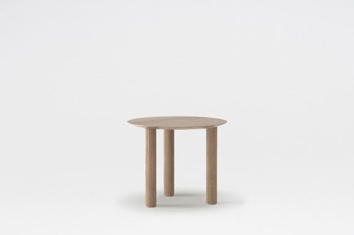 Filar wooden café table